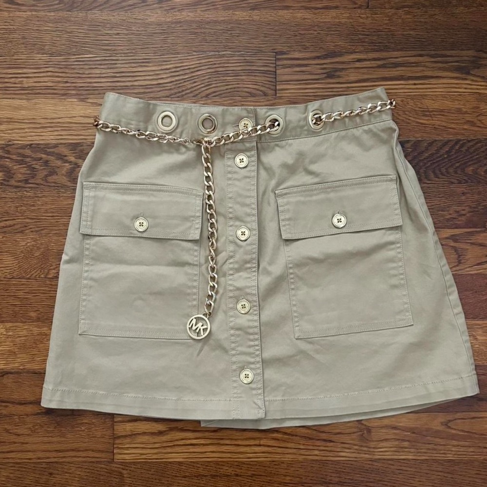 Michael Kors Beige Cargo Mini Skirt with Chain Belt